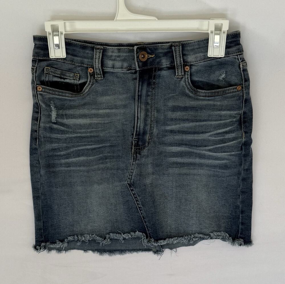 Kendall + Kylie Denim Mini Skirt Women’s 27 Frayed Hem A175